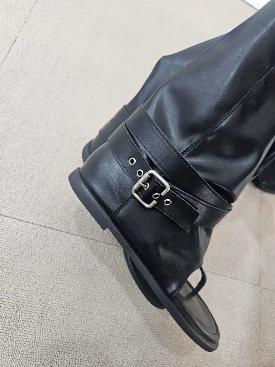 thumbnail-4